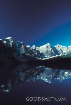 Moraine Lake, Banff National Park, Alberta Canada